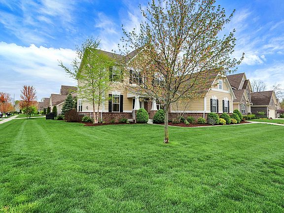 2nd image of 7564 Blackstone Ct
