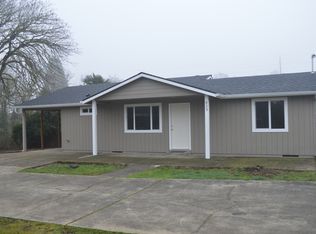823 D St, Independence, OR 97351