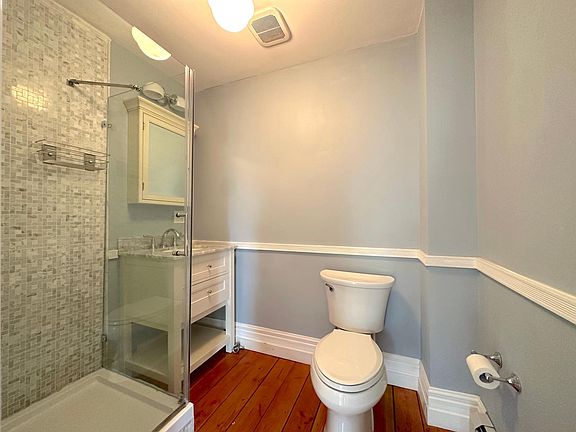 5th image of 197 Liberty St #2