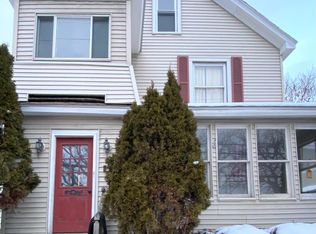 11 E Main St, Fort Johnson, NY 12070