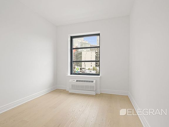 3rd image of 1333 Jackson Ave #3F