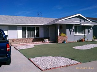 1600 W Montrose Ave, Hemet, CA 92543