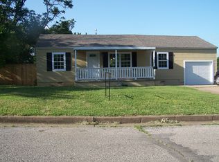7104 E 5th St, Tulsa, OK 74112