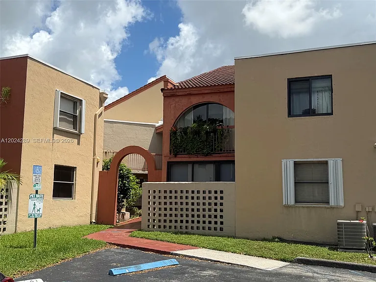 10233 NW 9th Street Cir #1-105 — Photo 31
