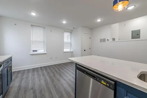 6371 Germantown Ave #3 — Photo 16