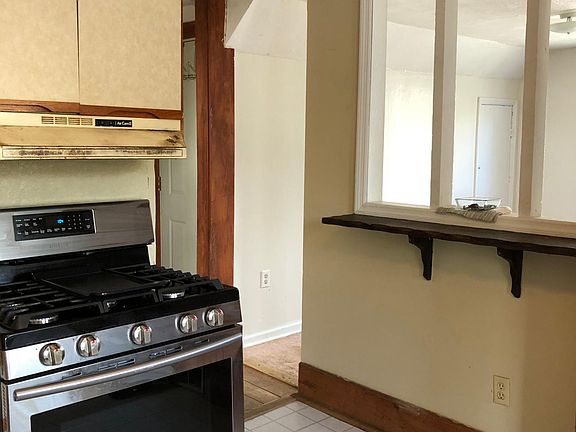 3rd image of 56 East St #3