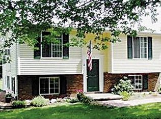 15 Clovernook Dr, Arden, NC 28704