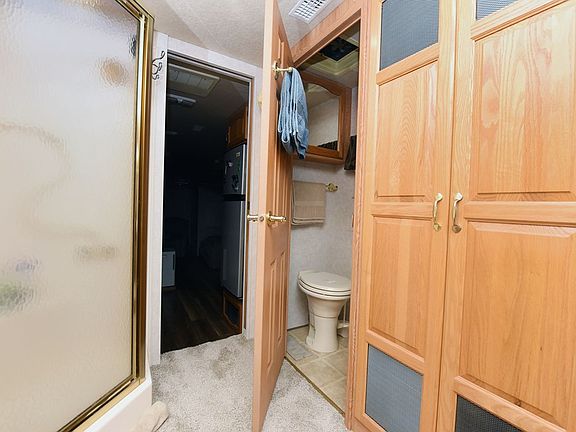 44th image of 1091 Creekside Dr