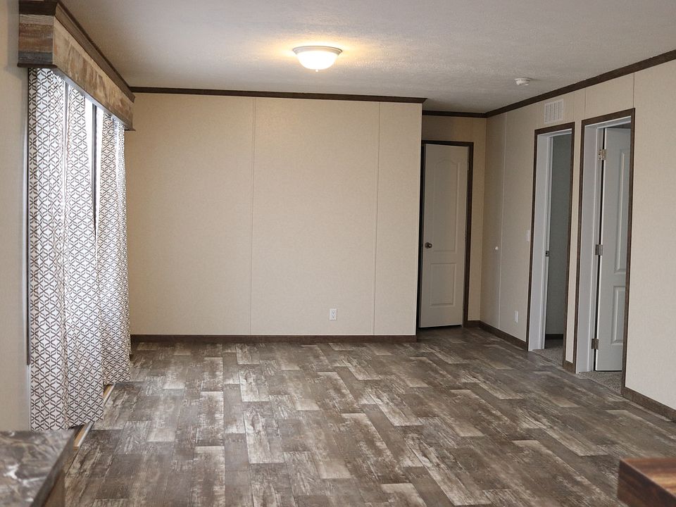 2nd image of 38993 Bayview Rd