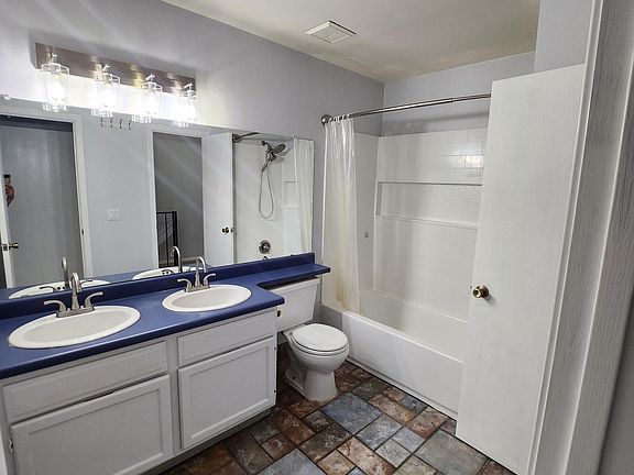 3rd image of 7476 E Arkansas Ave APT 3607