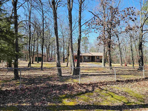 4th image of 138 Woodland Ln