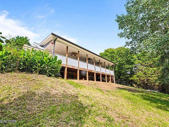 3rd image of 205 Kitts Rd