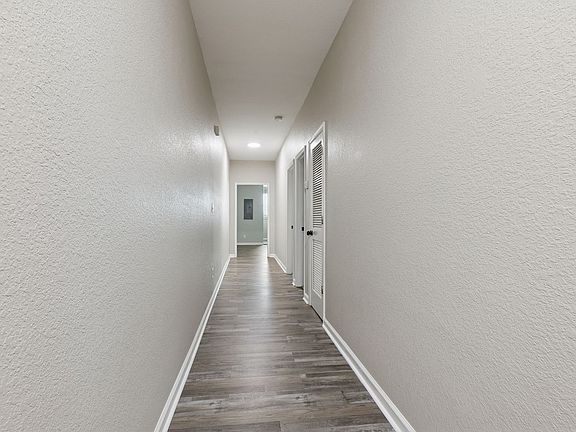 2nd image of 417 W 27th St APT D