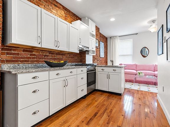 3rd image of 31 Division St APT 1