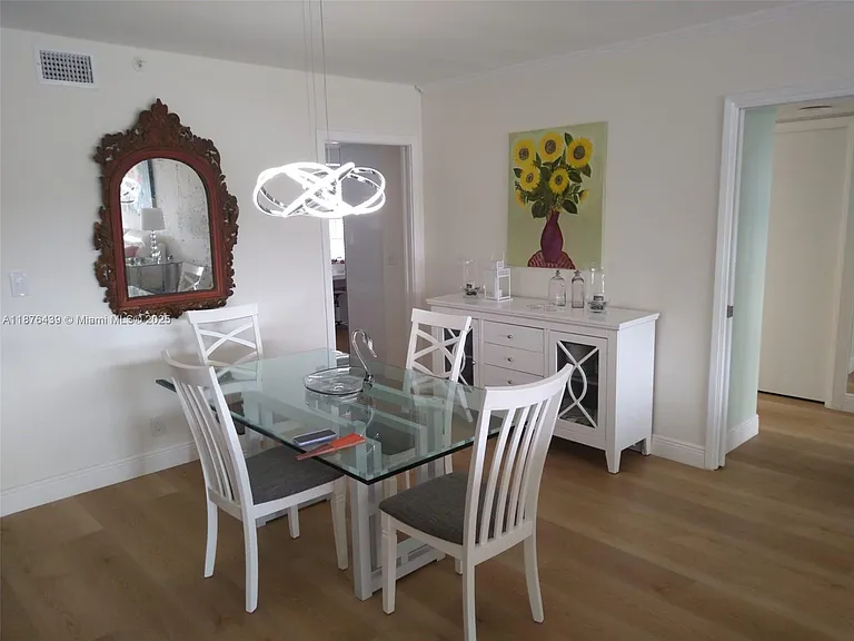 3510 Oaks Way #509 — Photo 12