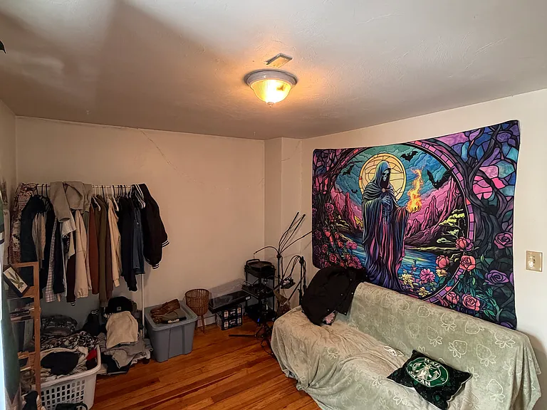 66 Pleasant St — Photo 10