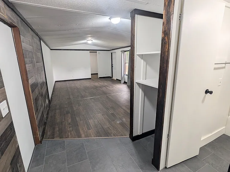 201 Mountain Lake View Dr — Photo 11