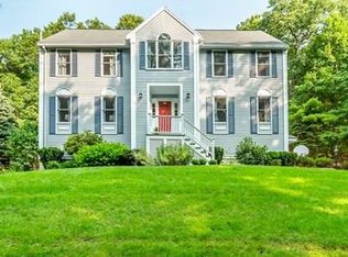 63 Rattlesnake Hill Rd, Andover, MA 01810