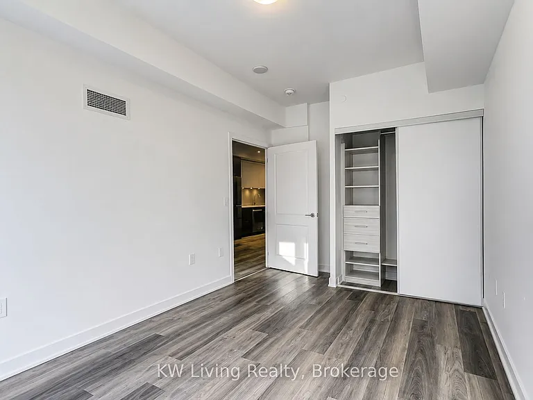 100 Eagle Rock Way #307 — Photo 5