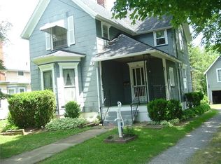 39 S Main St, Oakfield, NY 14125