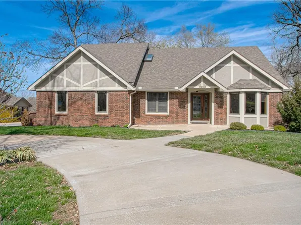 7408 W 57th St, Overland Park, KS 66202