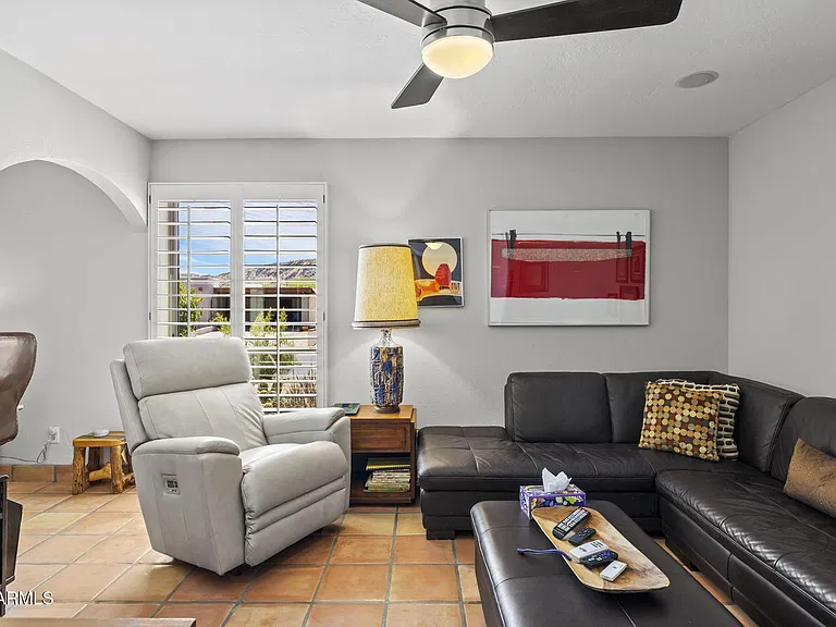 4002 E Alan Ln — Photo 31