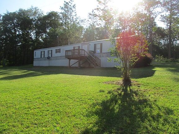 3rd image of 323 Tanglewood Dr