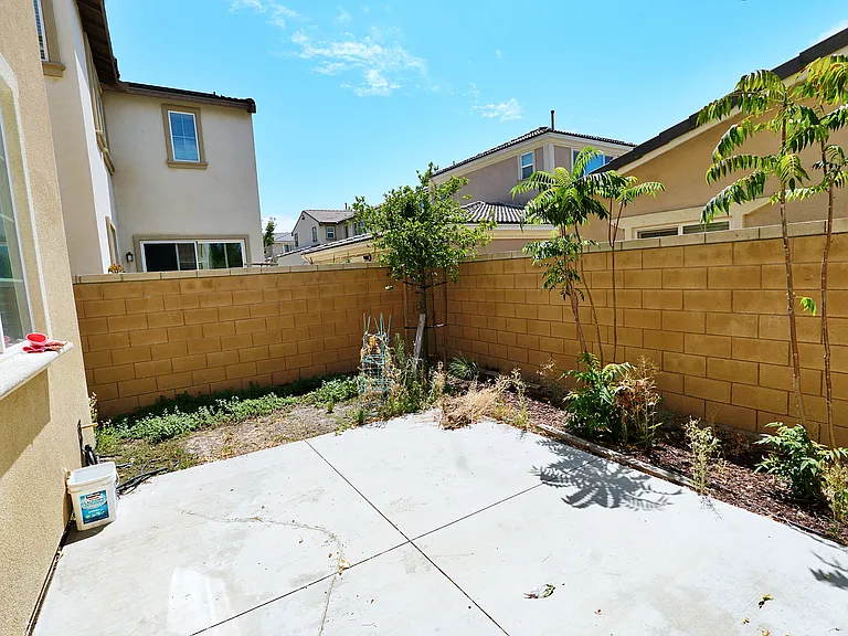 3176 E Olympic Dr — Photo 16