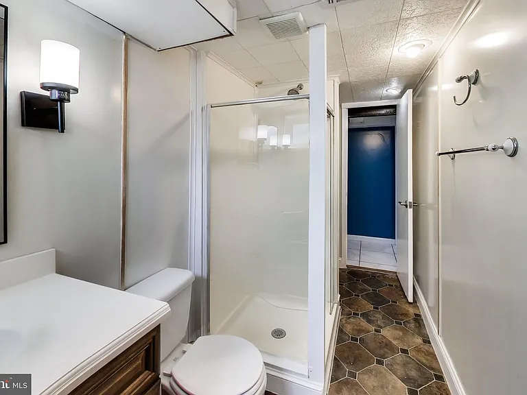 7215 Normandy Ln — Photo 29