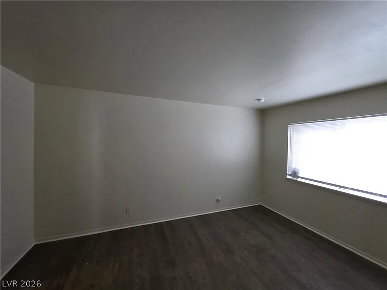 1440 Vegas Valley Dr #8 — Photo 41