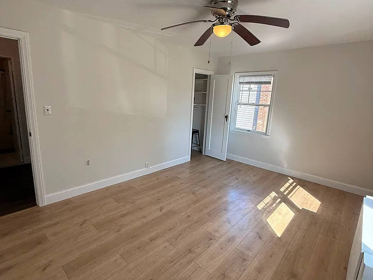 375 S 3rd St — Photo 22
