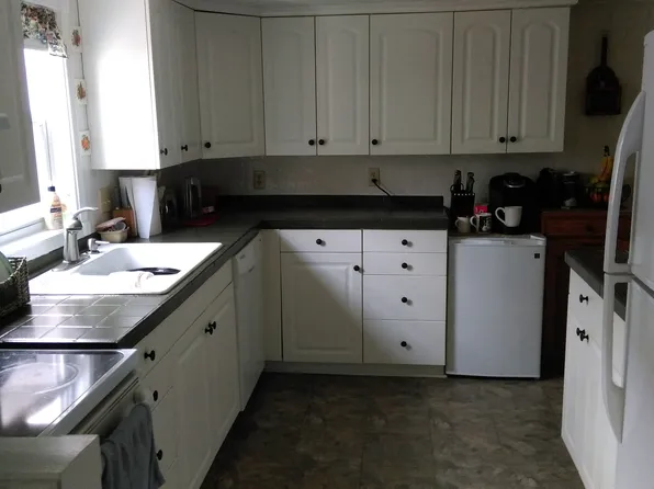 628 S 6th St, Plattsmouth, NE 68048