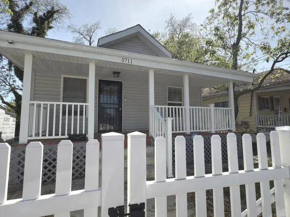 5711 J St, Capitol Heights, MD 20743