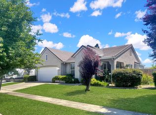 2111 Golden Gate Dr, Plumas Lake, CA