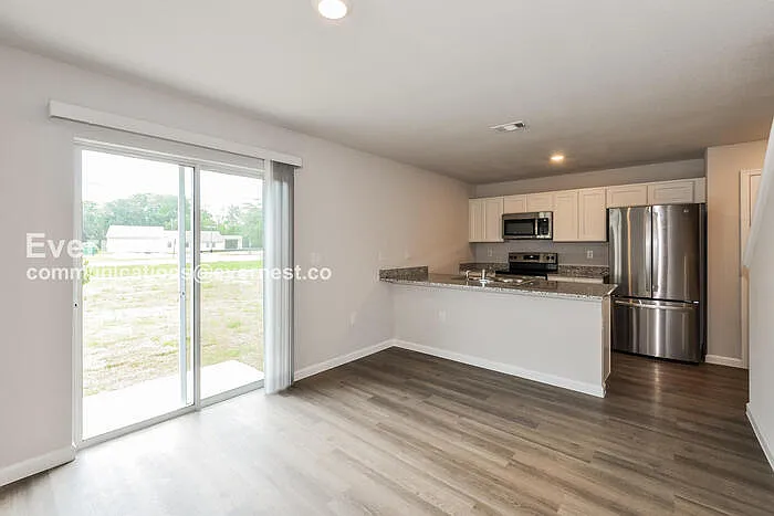 13 Zebulon Pl — Photo 6