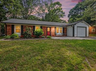 314 Mountain Brook Dr, King, NC 27021