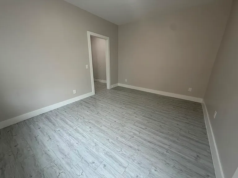 401-05 53rd St #12AA — Photo 10