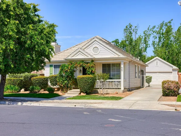 1069 Claremont Dr, Brentwood, CA 94513