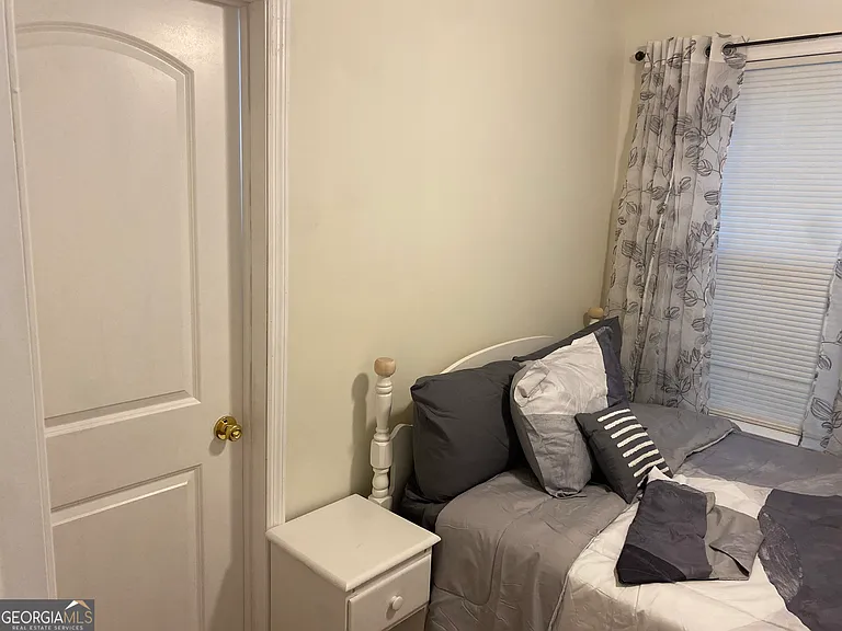 825 Forest Lake Dr S #2 — Photo 24