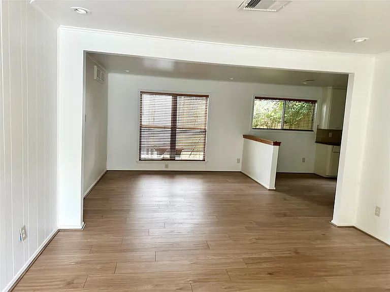 5223 Schuler St — Photo 6