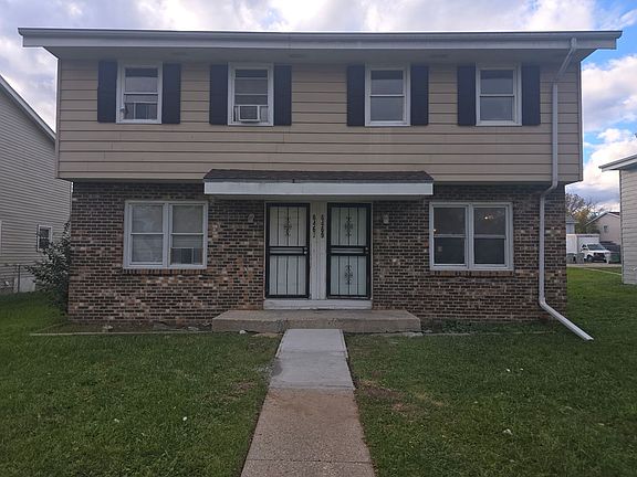2nd image of 6467-6469 N 106th St