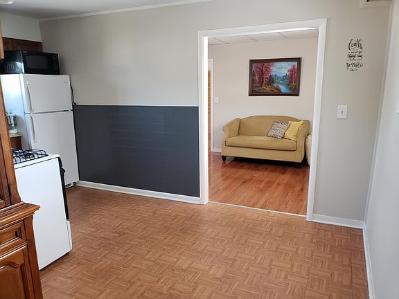 2nd image of 404 S Main St Ste 1
