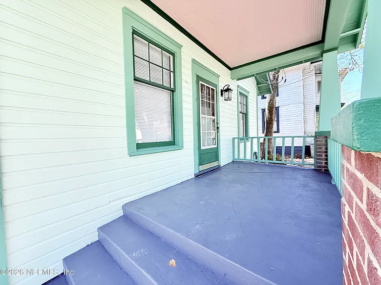 4530 Astral St — Photo 3