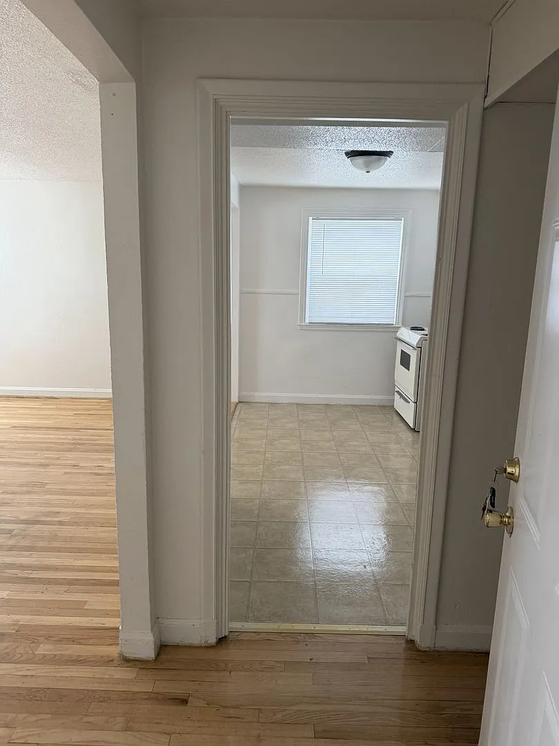 Hillcrest Ridge Apartments — Photo 2