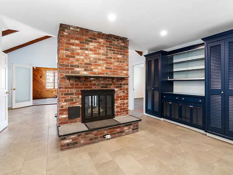 101 Roseneath Ave — Photo 21