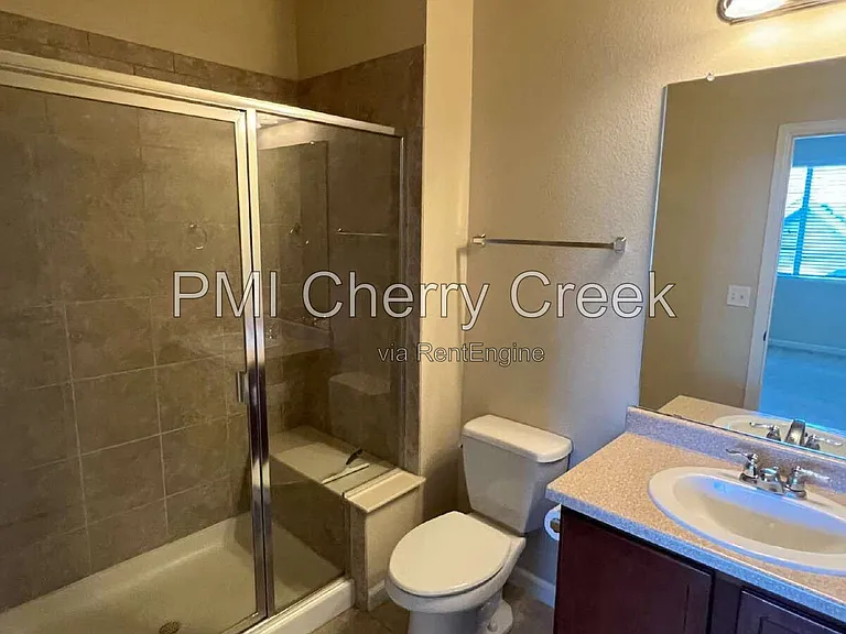 8159 S Akron Ct — Photo 20
