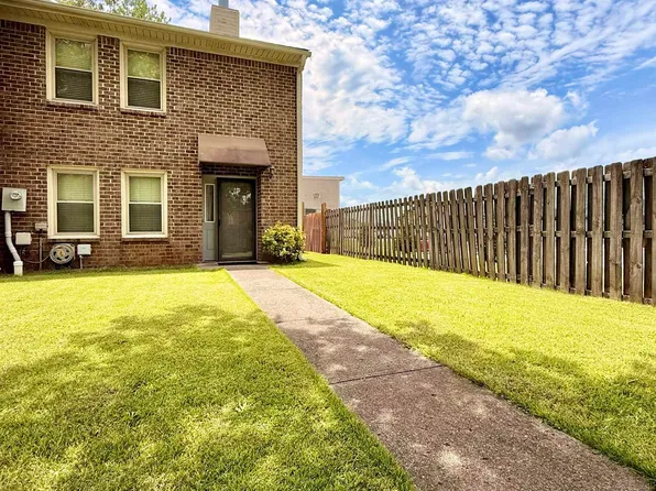 11571 Jade Ln SE, Huntsville, AL 35803