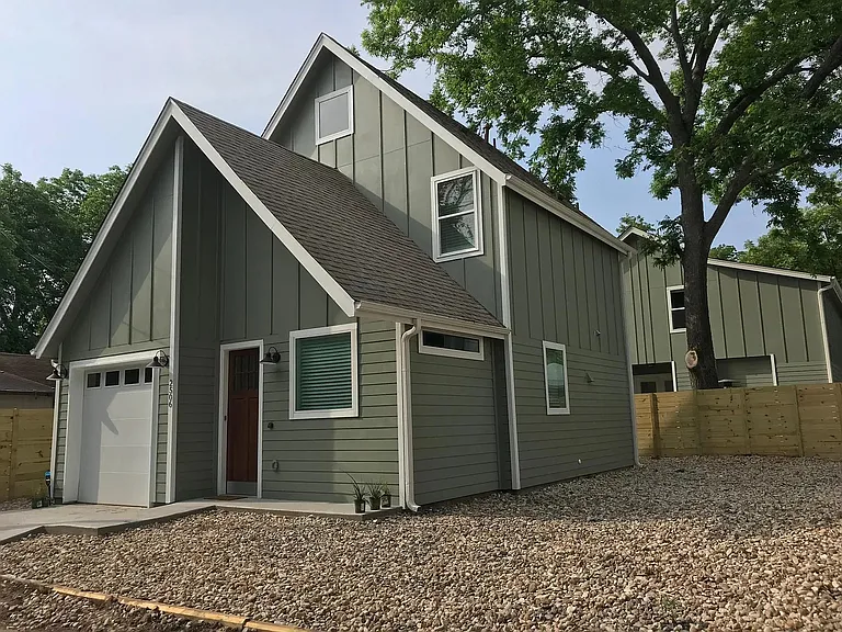 2506 Willow St #2 — Photo 1