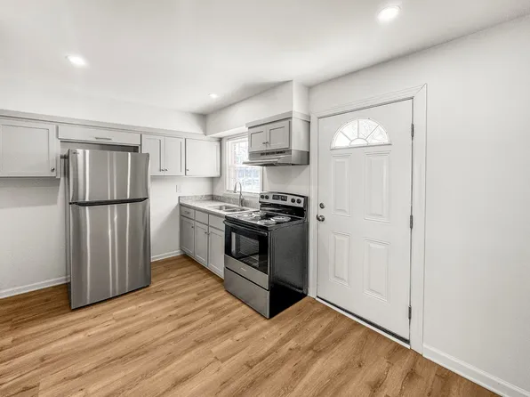 Experience comfortable and stylish living at Creek Ridge Crossing, 3206 Sunset Ave #G5, Rocky Mount, NC 27804