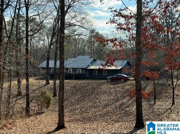 439 Wood Creek Dr, Pell City, AL 35128